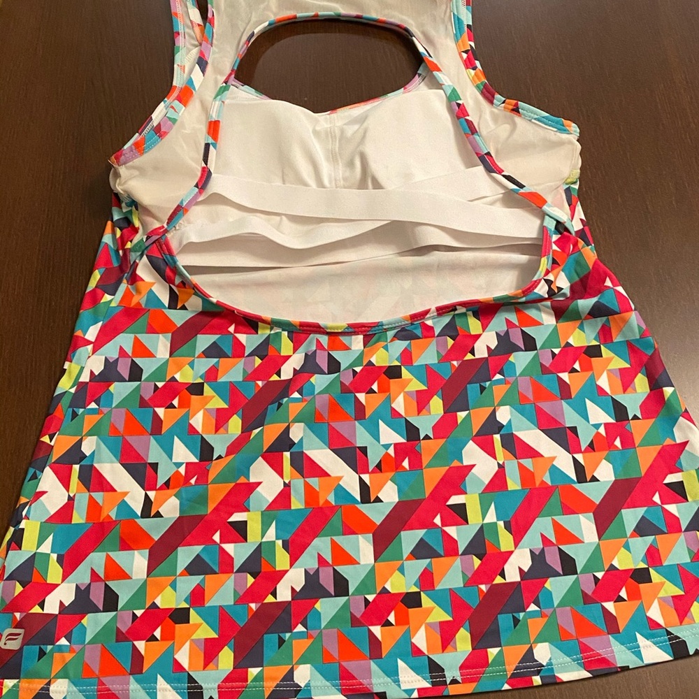 Size M Fabletics sport shirt - Picture 2 of 3